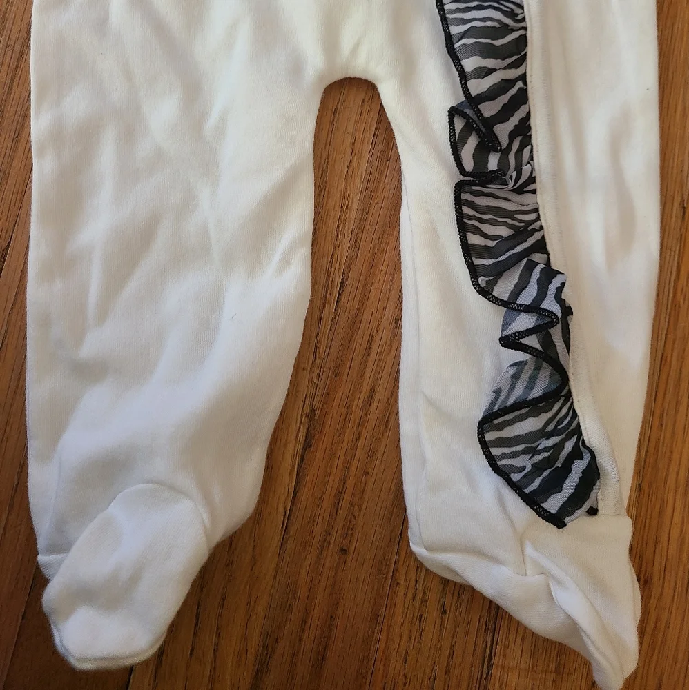 dressed to drool 6 months black and white romper with bows